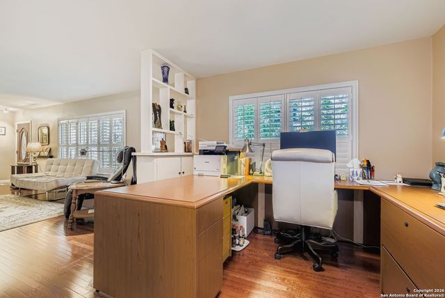 615 Cave, San Antonio, TX 78209