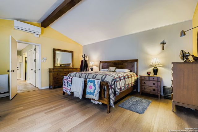 615 Cave, San Antonio, TX 78209