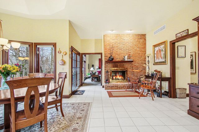 2508 Pebble Beach Drive, Valparaiso, IN 46383