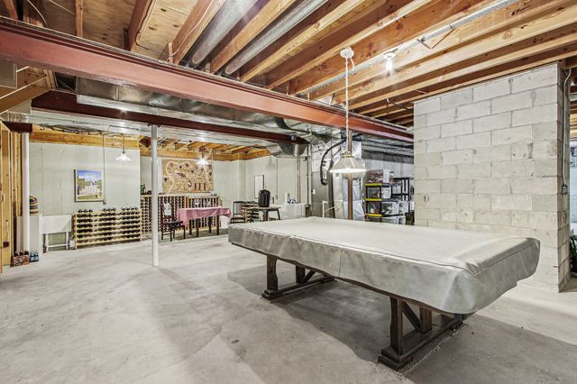 2508 Pebble Beach Drive, Valparaiso, IN 46383