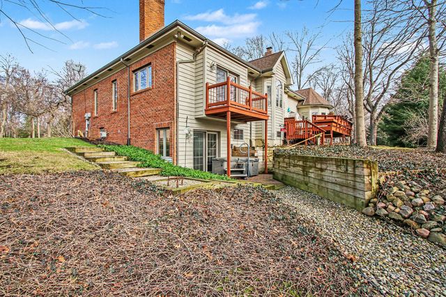 2508 Pebble Beach Drive, Valparaiso, IN 46383