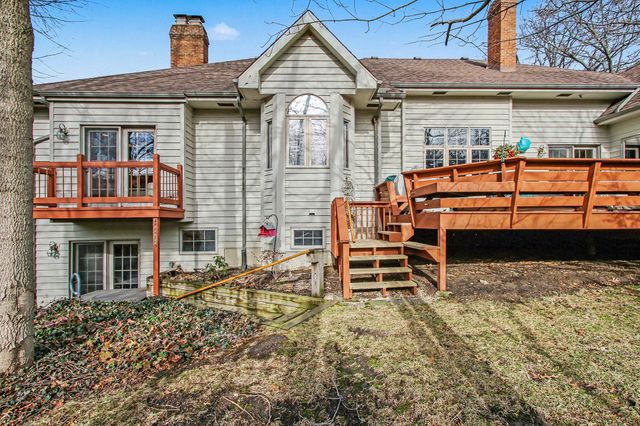 2508 Pebble Beach Drive, Valparaiso, IN 46383