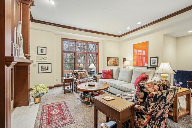 2508 Pebble Beach Drive, Valparaiso, IN 46383