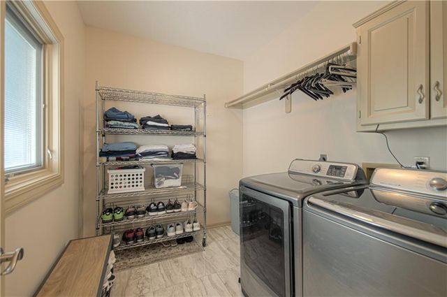 5319 W 132nd Terrace, Leawood, KS 66209