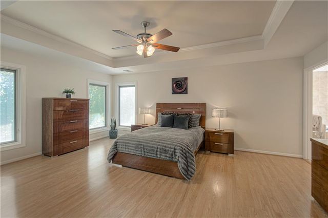 5319 W 132nd Terrace, Leawood, KS 66209
