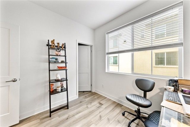 2560 Valentina Way 2, Commerce, CA 90040