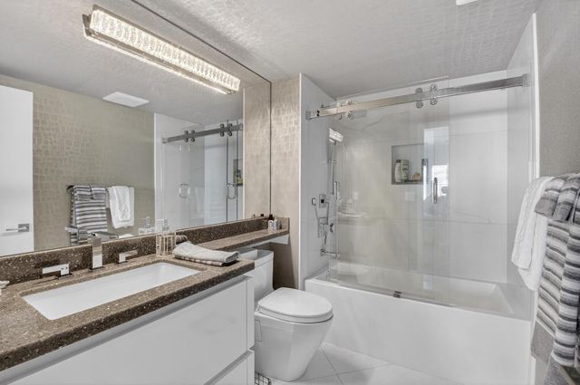 555 SE 6th Avenue 9g, Delray Beach, FL 33483