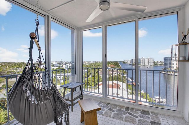 555 SE 6th Avenue 9g, Delray Beach, FL 33483