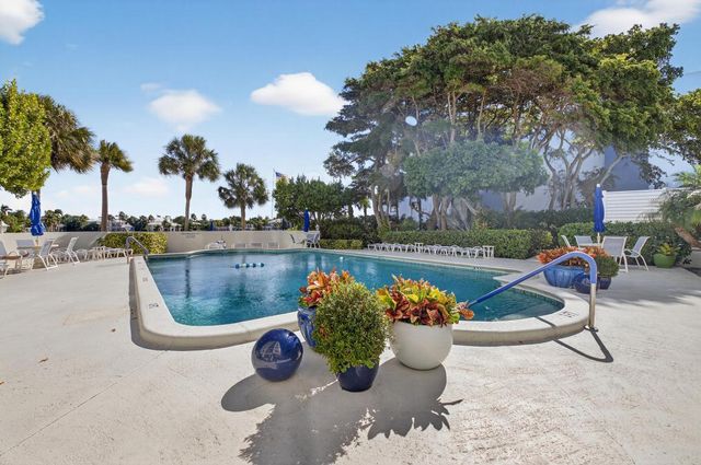 555 SE 6th Avenue 9g, Delray Beach, FL 33483