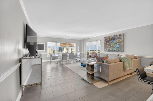 555 SE 6th Avenue 9g, Delray Beach, FL 33483