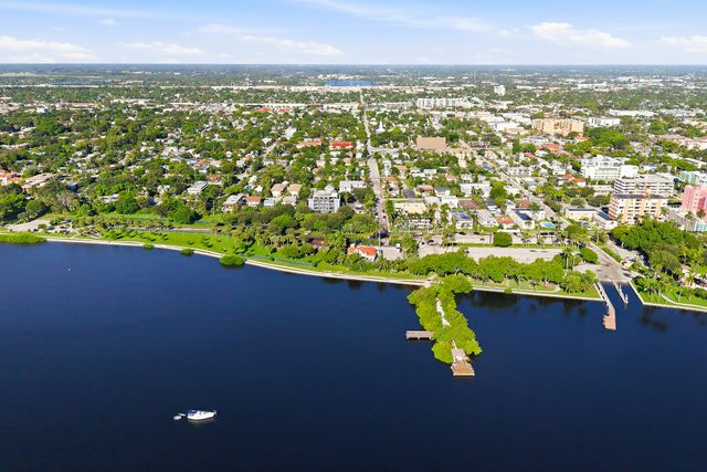 201 S Lakeside Drive Unit 2, Lake Worth Beach, FL 33460