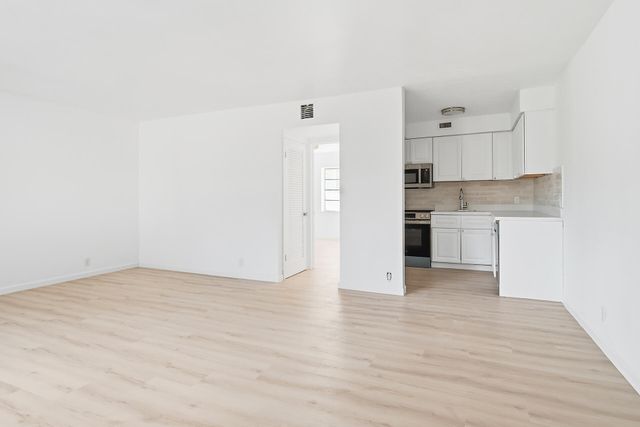201 S Lakeside Drive Unit 2, Lake Worth Beach, FL 33460