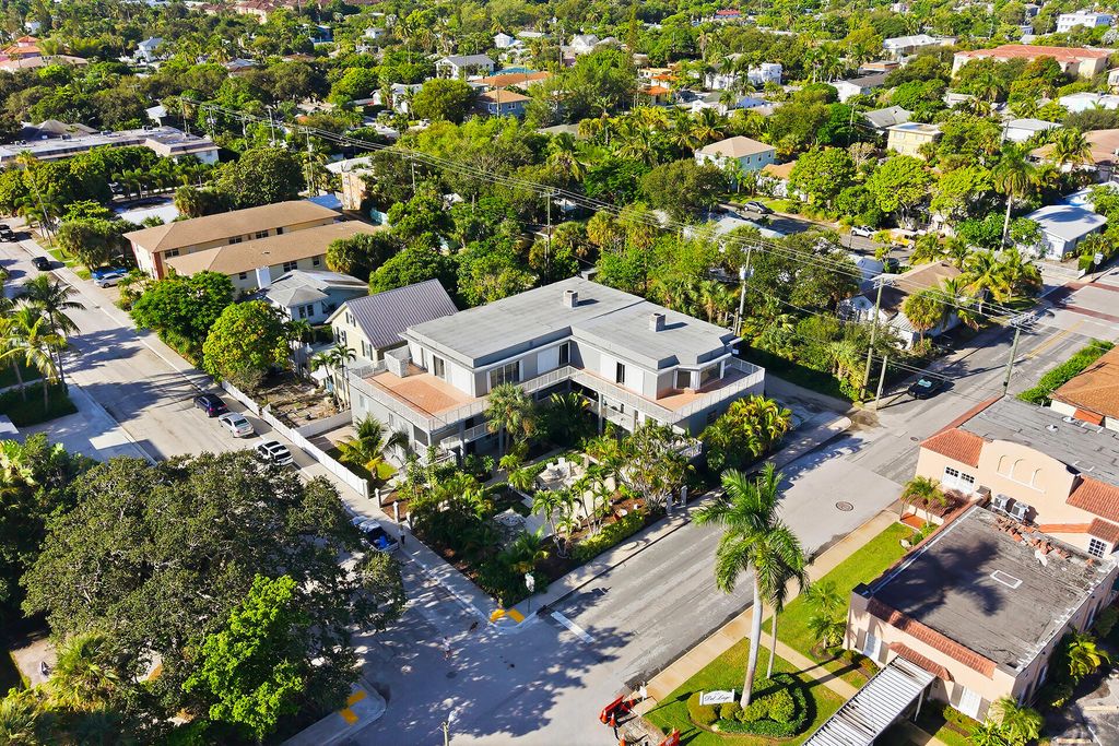 201 S Lakeside Drive Unit 2, Lake Worth Beach, FL 33460