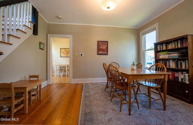 49 Glendale Avenue, Albany, NY 12208
