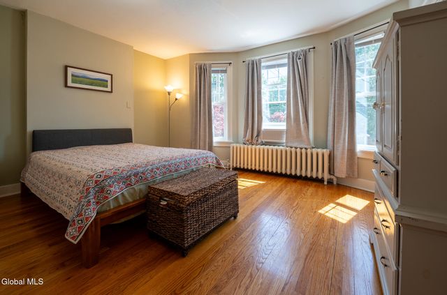 49 Glendale Avenue, Albany, NY 12208