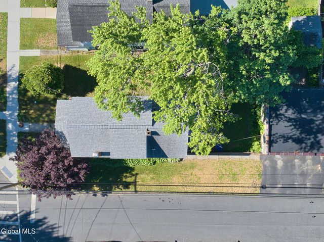 49 Glendale Avenue, Albany, NY 12208