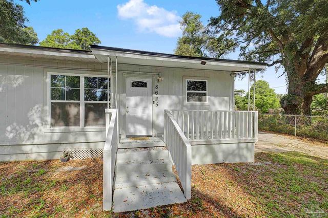 8625 Stockdale Ave, Pensacola, FL 32514