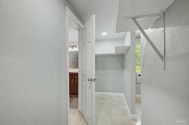 8625 Stockdale Ave, Pensacola, FL 32514