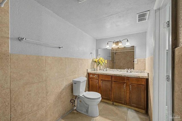 8625 Stockdale Ave, Pensacola, FL 32514