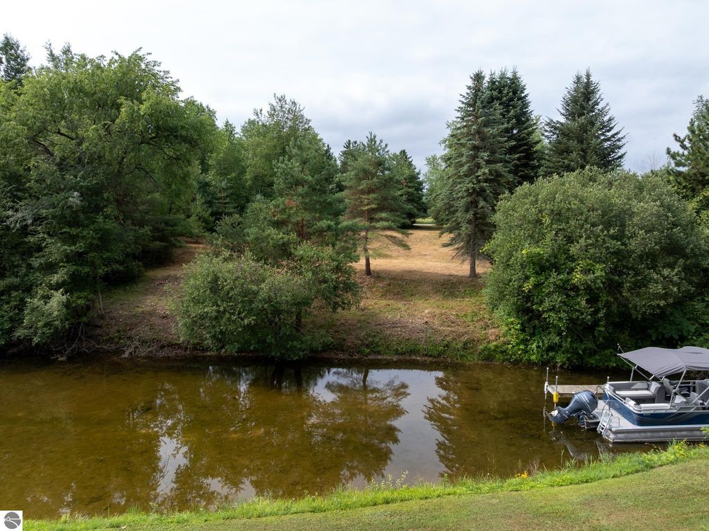 Image 29 of property listing at 1009 Cantabrian Drive, Weidman, MI 48893