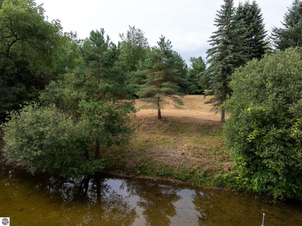 Image 30 of property listing at 1009 Cantabrian Drive, Weidman, MI 48893