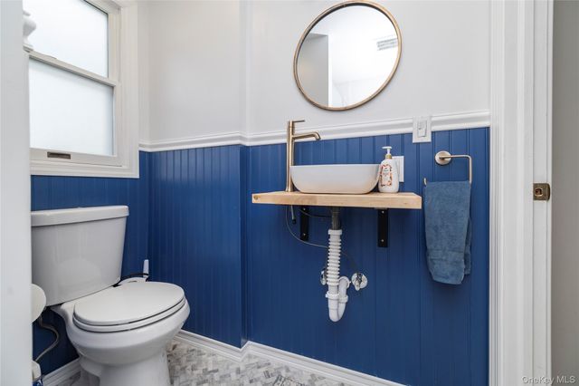 29 Gates Avenue, Malverne, NY 11565