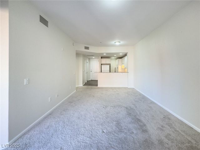 35 East Agate Avenue 406, Las Vegas, NV 89123