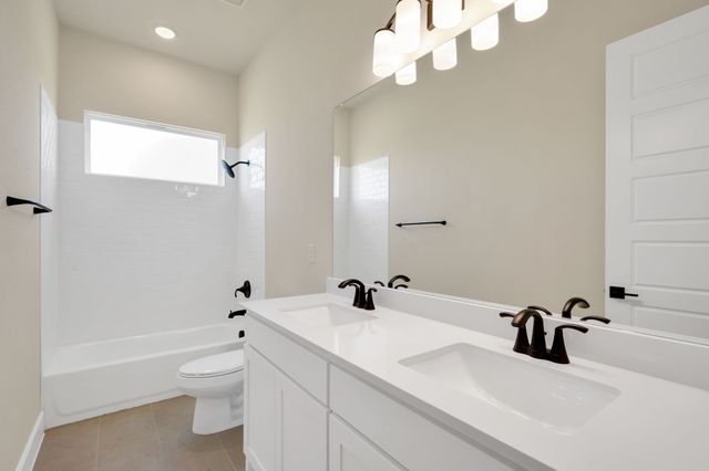 1651 Blackfoot Parkway, Waxahachie, TX 75165