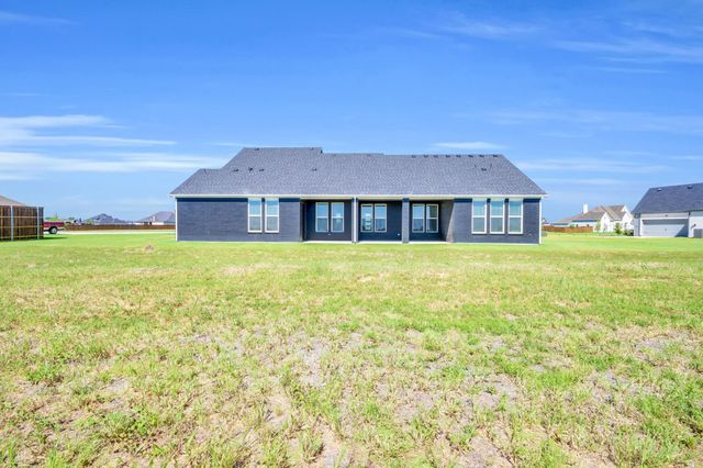 1651 Blackfoot Parkway, Waxahachie, TX 75165