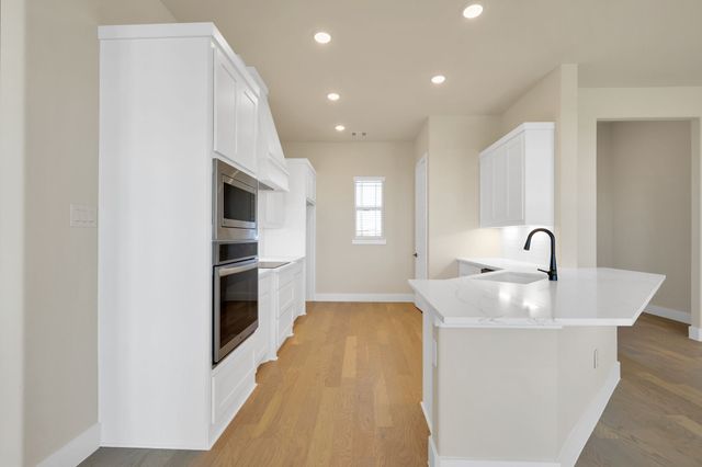 1651 Blackfoot Parkway, Waxahachie, TX 75165