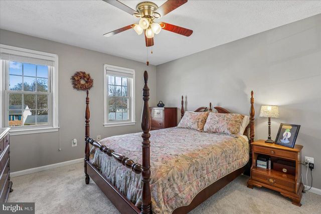 15432 SKYLINE DR, Dumfries, VA 22025