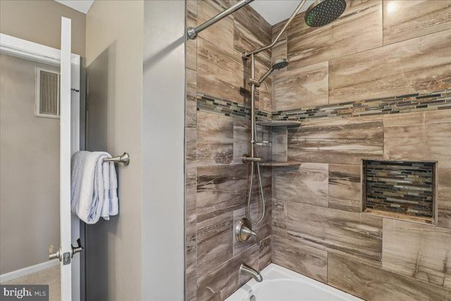 15432 SKYLINE DR, Dumfries, VA 22025