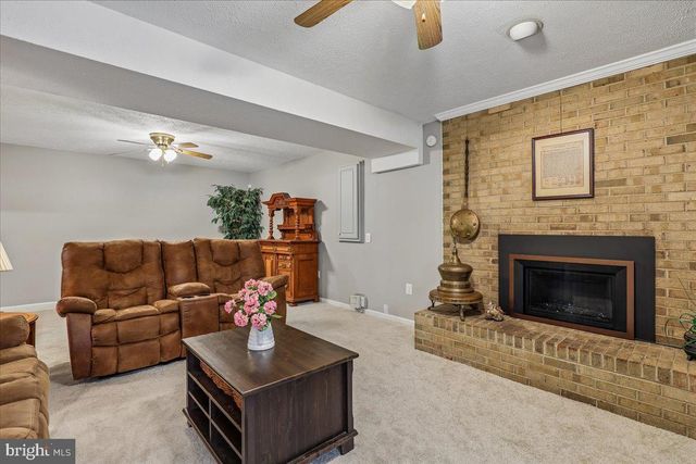 15432 SKYLINE DR, Dumfries, VA 22025