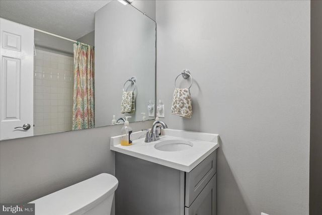 15432 SKYLINE DR, Dumfries, VA 22025