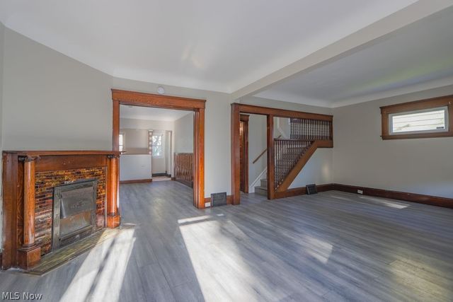 1337 E 84th Street, Cleveland, OH 44103