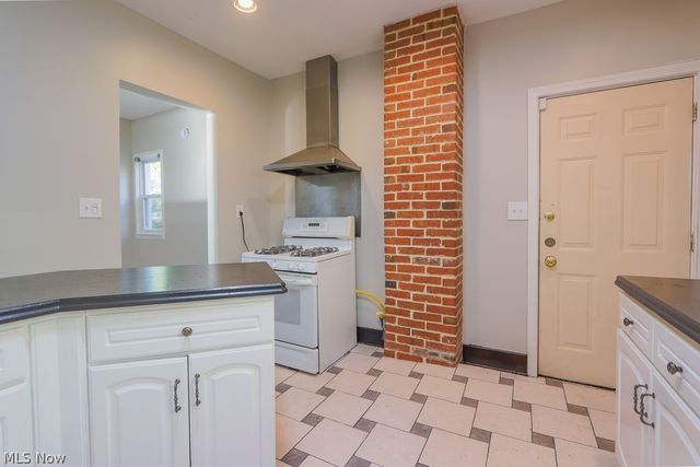 1337 E 84th Street, Cleveland, OH 44103