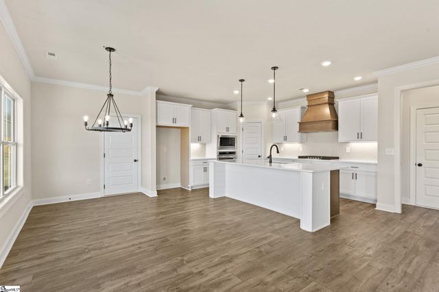 89 Boggs Road, Pelzer, SC 29669