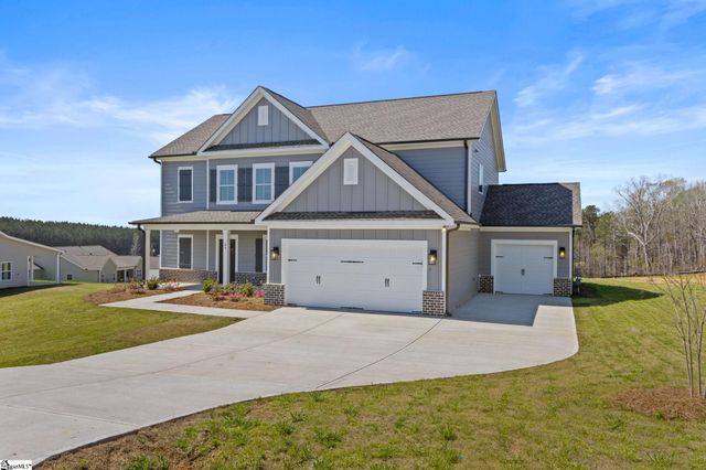 89 Boggs Road, Pelzer, SC 29669