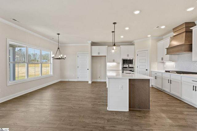 89 Boggs Road, Pelzer, SC 29669