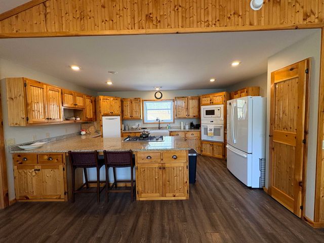 3 Hosti Trace, Cherokee Village, AR 72529