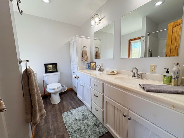3 Hosti Trace, Cherokee Village, AR 72529