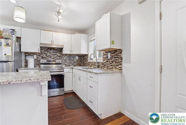 1117 Knollwood Drive, Coolbaugh Twp, PA 18466