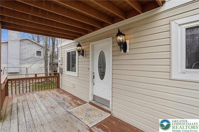 1117 Knollwood Drive, Coolbaugh Twp, PA 18466