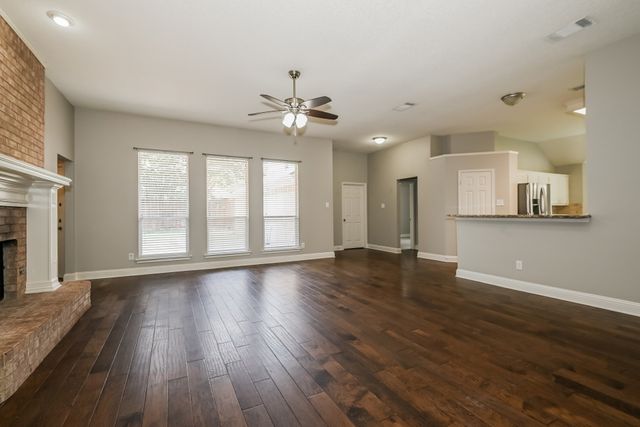 4213 Baystone Court, Rowlett, TX 75088