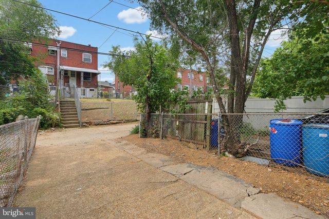 3704 SAINT MARGARET ST, Baltimore, MD 21225