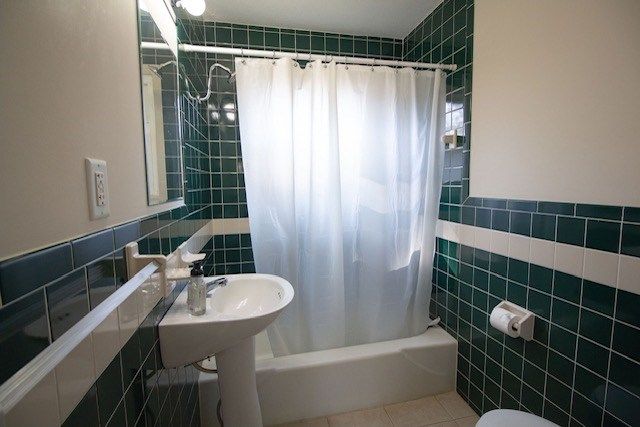 1430 S Michael Drive, Tunnel Hill, GA 30755