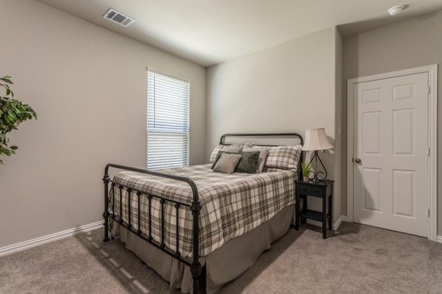 626 Ruthye Lane, Pilot Point, TX 76258