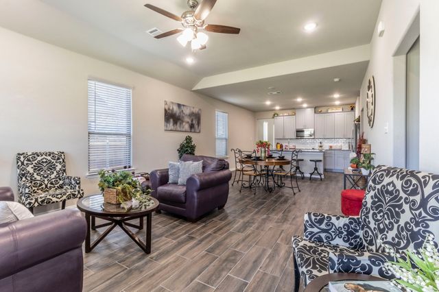 626 Ruthye Lane, Pilot Point, TX 76258