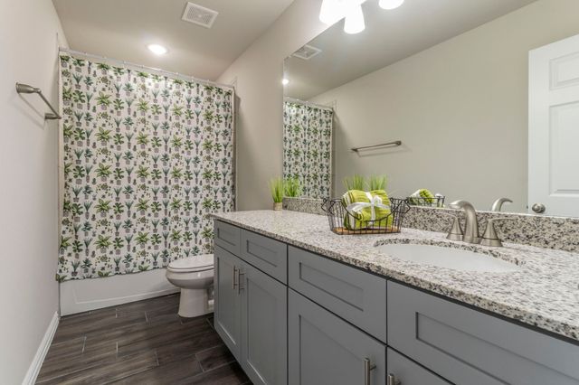 626 Ruthye Lane, Pilot Point, TX 76258