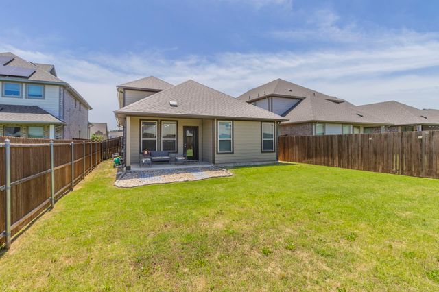 626 Ruthye Lane, Pilot Point, TX 76258